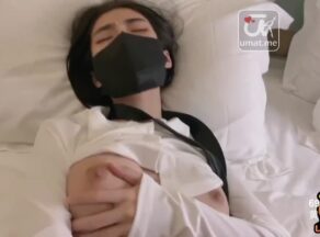 Busty female college student encounters sexual harassment and facial ejaculation during part-time job - Guoguojiang madou