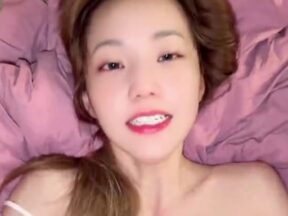 Didn't we agree to take a shower? How come I was penetrated just by looking in the bedroom? - Zhang Zi madou
