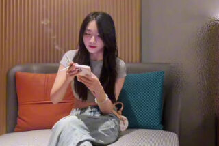 Today I spent a fortune to book a top-tier escort – Old Wang. madou