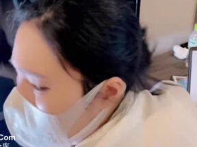 Flight attendant engages in promiscuous sex in hotel after vacation - Miuzxc madou