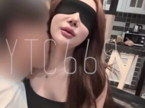 Makoto Ito, a 172cm tall internet celebrity, was seen making out on a sofa. madou